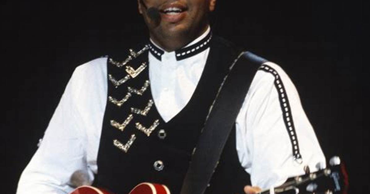 Earth, Wind, and Fire and Commodores Guitarist and Vocalist Remembered |