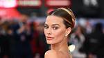 Fans Think Margot Robbie and Her Look-Alike Jaime Pressly Are the Same Person