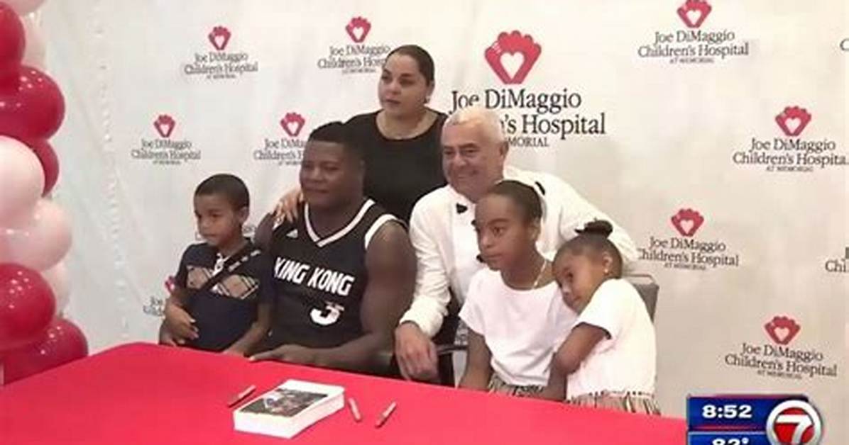 Luis Ortiz Children Meet His