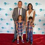 Santha Faiia Age (Graham Hancock Wife) Kids, Net Worth, Married, Wiki