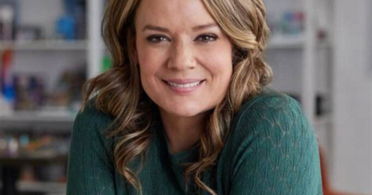 Uncover the Heartwarming World of Kimberly Sustad's Family