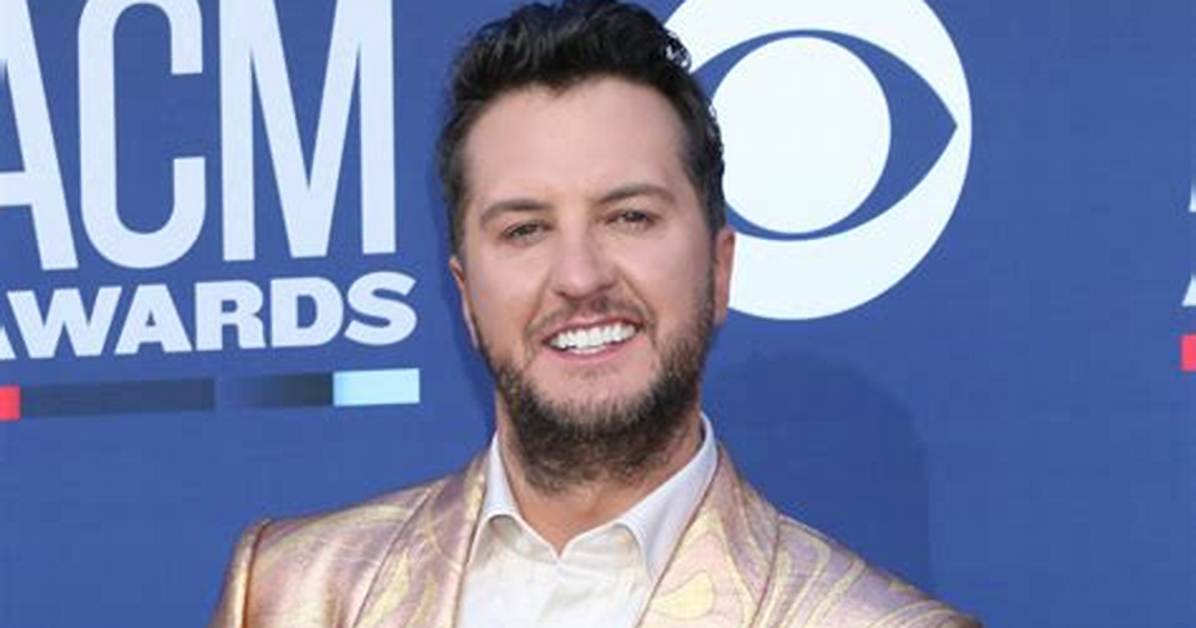 Why Luke Bryan's Cma Opening Has Carrie Underwood Fans Fuming