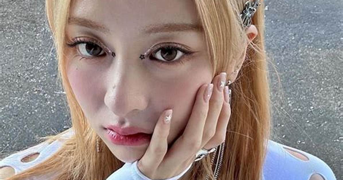Yunjin from Le Sserafim: the Rising Star of K-Pop